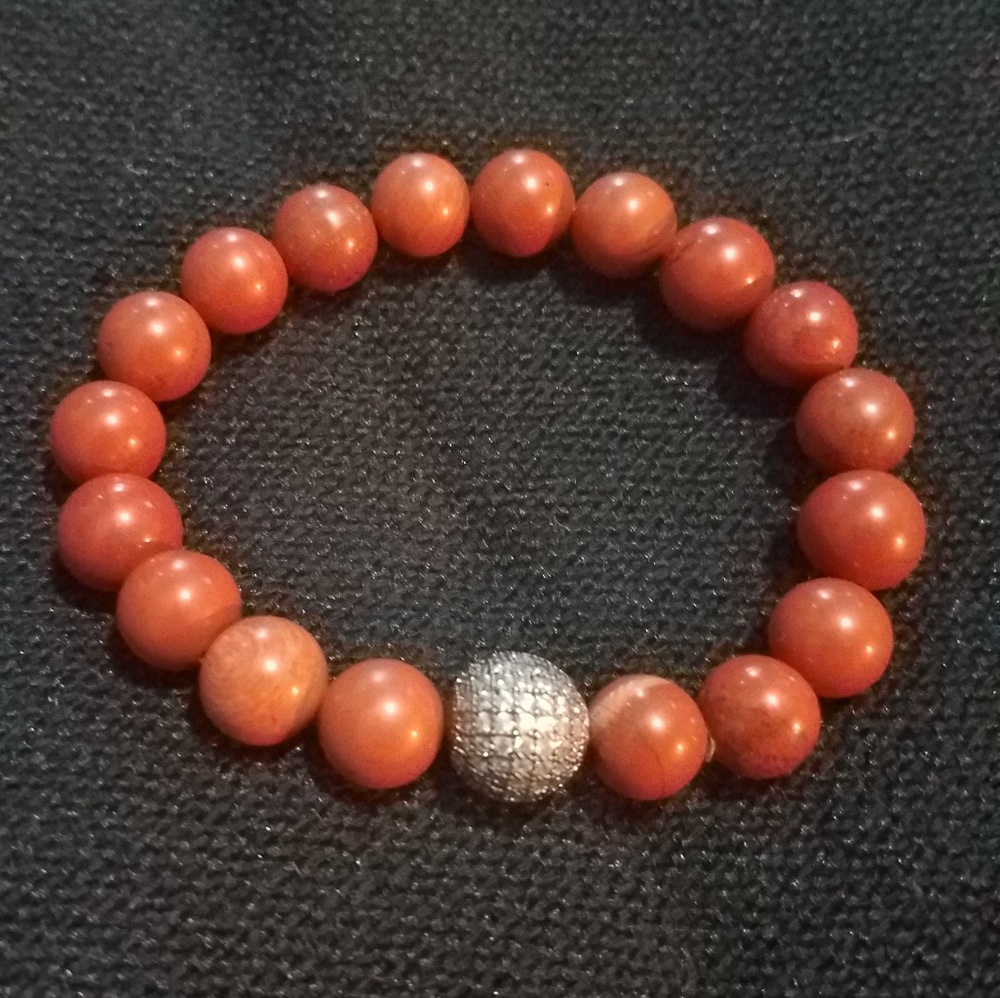 Carnelian natural stone bracelet.
